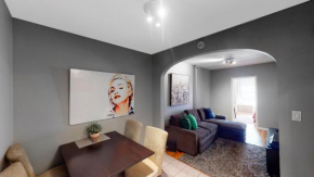entire 2 Br Apt Close To Central Park, 6 Q